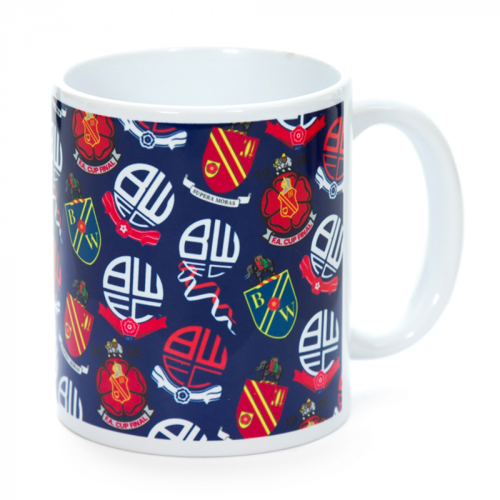 Badge Montage Mug